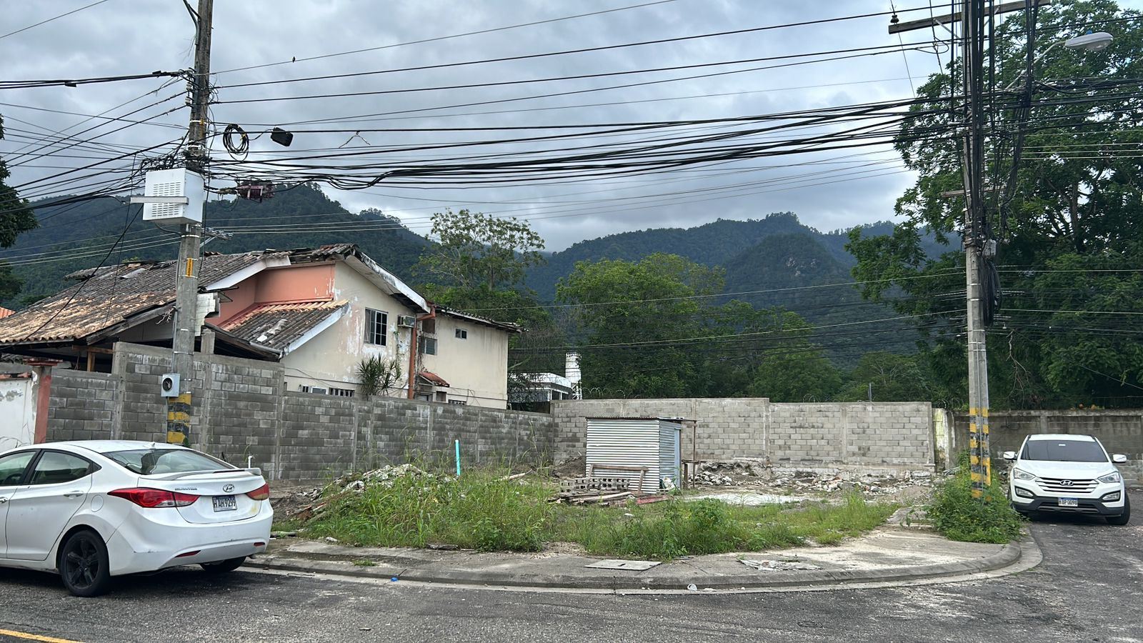 Remax real estate, Honduras, San Pedro Sula, Land for Sale in Residencial NOVA!